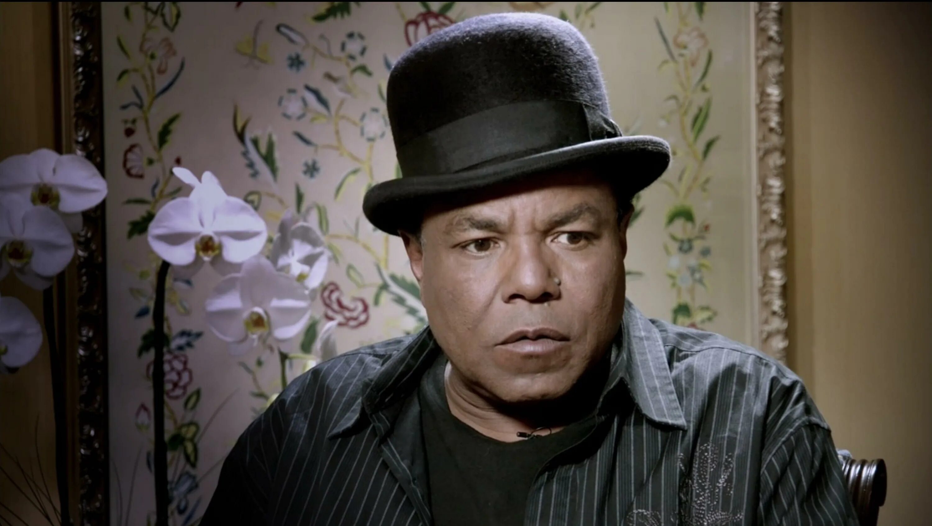 Жизнь поп иконы 2011. Майкл джексон: жизнь поп-иконы фильм 2011. Жизнь поп иконы 2011. Майкл джексон икона. Жизнь поп иконы 2011.