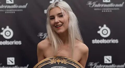Настоящее имя евы элфи