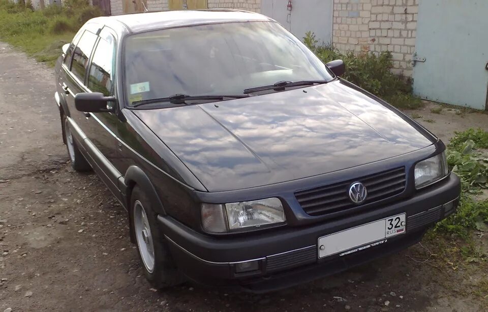 Passat b4 1997. Пассат б4 1996. Фольксваген Пассат б3 Рестайлинг. Volkswagen Passat b3 седан.