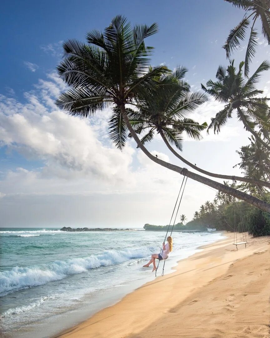 Ехать ли в шри ланка. Хиккадува пляж. Тангалле Шри Ланка. Пляж Далавелла Шри-Ланка. Bonavista Шри Ланка.