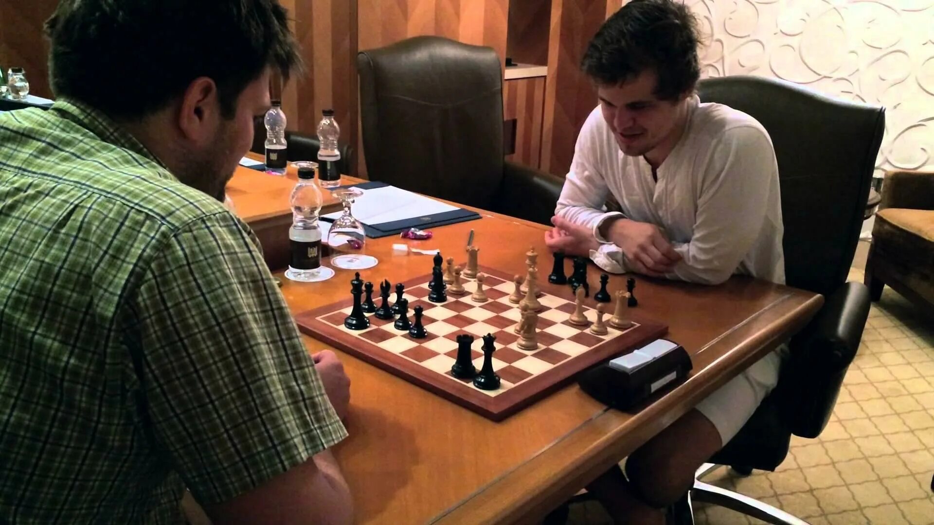 We like playing chess. Магнус Чесс. Противостояние шахматистов. Злой шахматист. Шахматы игра богов.