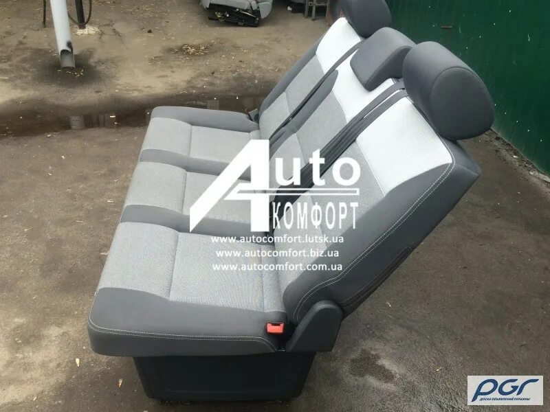 Фото Volkswagen Caravelle (2009 - 2014) поколение Т5 рест - Передние кресла врод