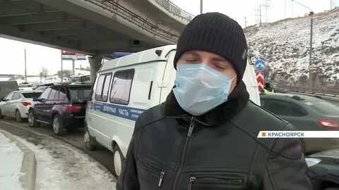 Стрелял на дороге