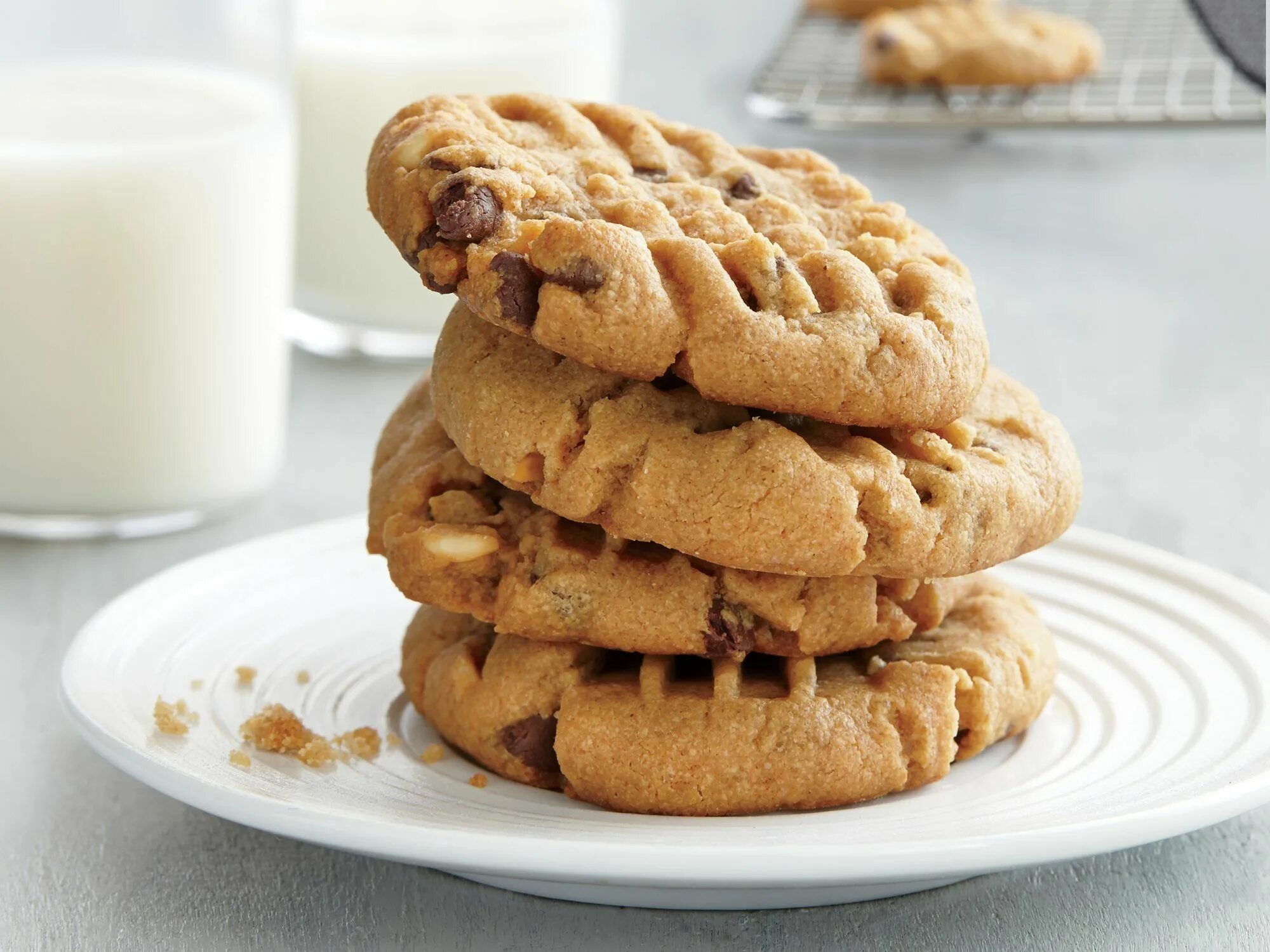 Печенье Chocolate Chip cookies. Арахисовое печенье. Арахисовое печенье с шоколадом.