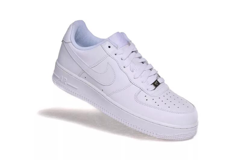 Кроссовки air force. Nike Air Force 1 White. Nike Air Force 1 белые. Nike Air Force 1 Low White. Nike Air Force 1 07 Low White.