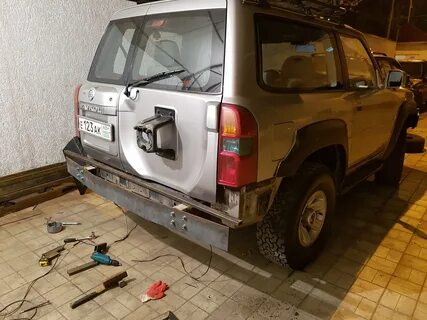 Ниссан патрол задний