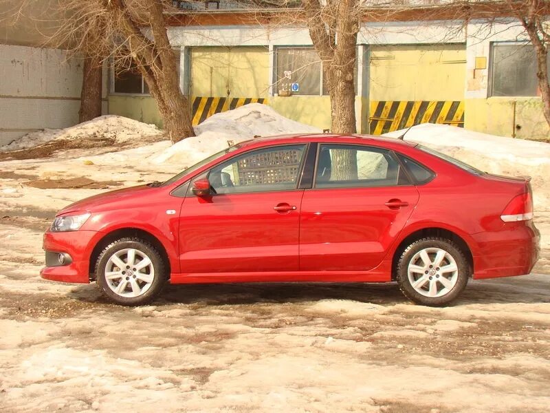 Порог фольксваген поло седан. Пороги Фольксваген поло седан. Пороги на VW Polo sedan. Volkswagen Polo седан 2010-2019. Пороги Фольксваген поло седан 2011.