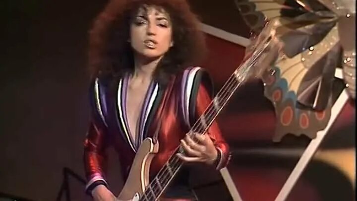 Gilla джонни. Гилла джонни. Gilla 1980 i like some cool rock n roll. Гилла джонни. Gilla 1978.