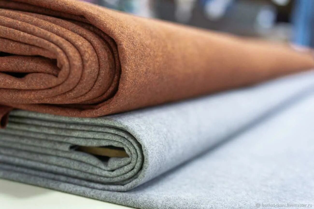 Искусственная замша минусы. Искусственная замша для мебели. Обивка кат. Мебельная ткань искусственная замша. Замша натуральная.