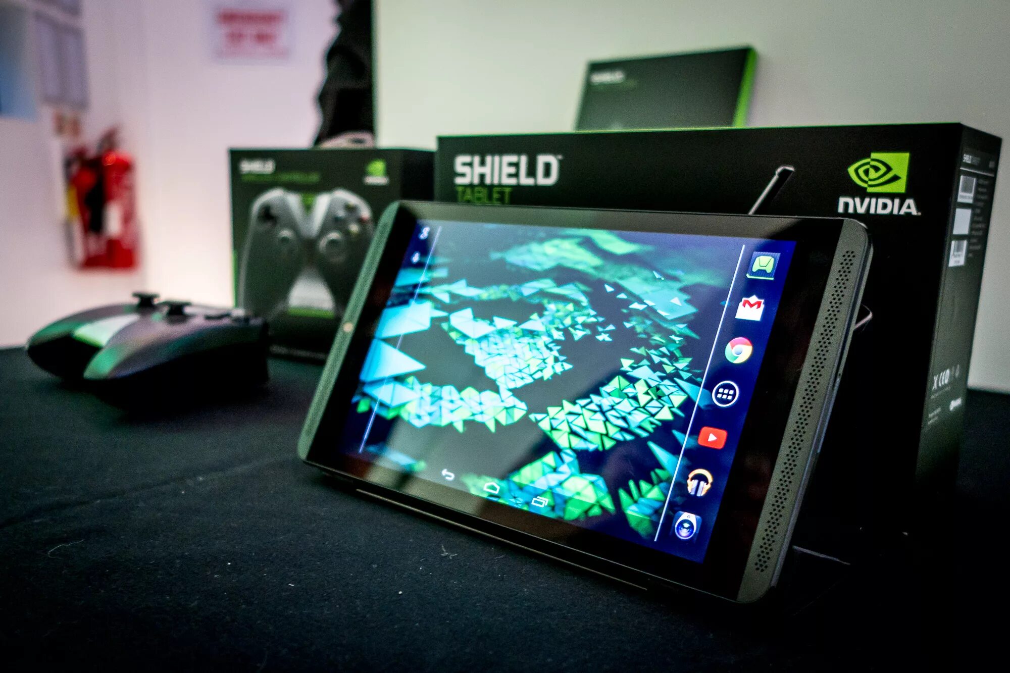 Планшет развлечения. Планшет NVIDIA Shield Tablet. NVIDIA Shield Tablet 2 k1 8.0. Нвидиа шилд таблет. NVIDIA Tablet Shield комплект.