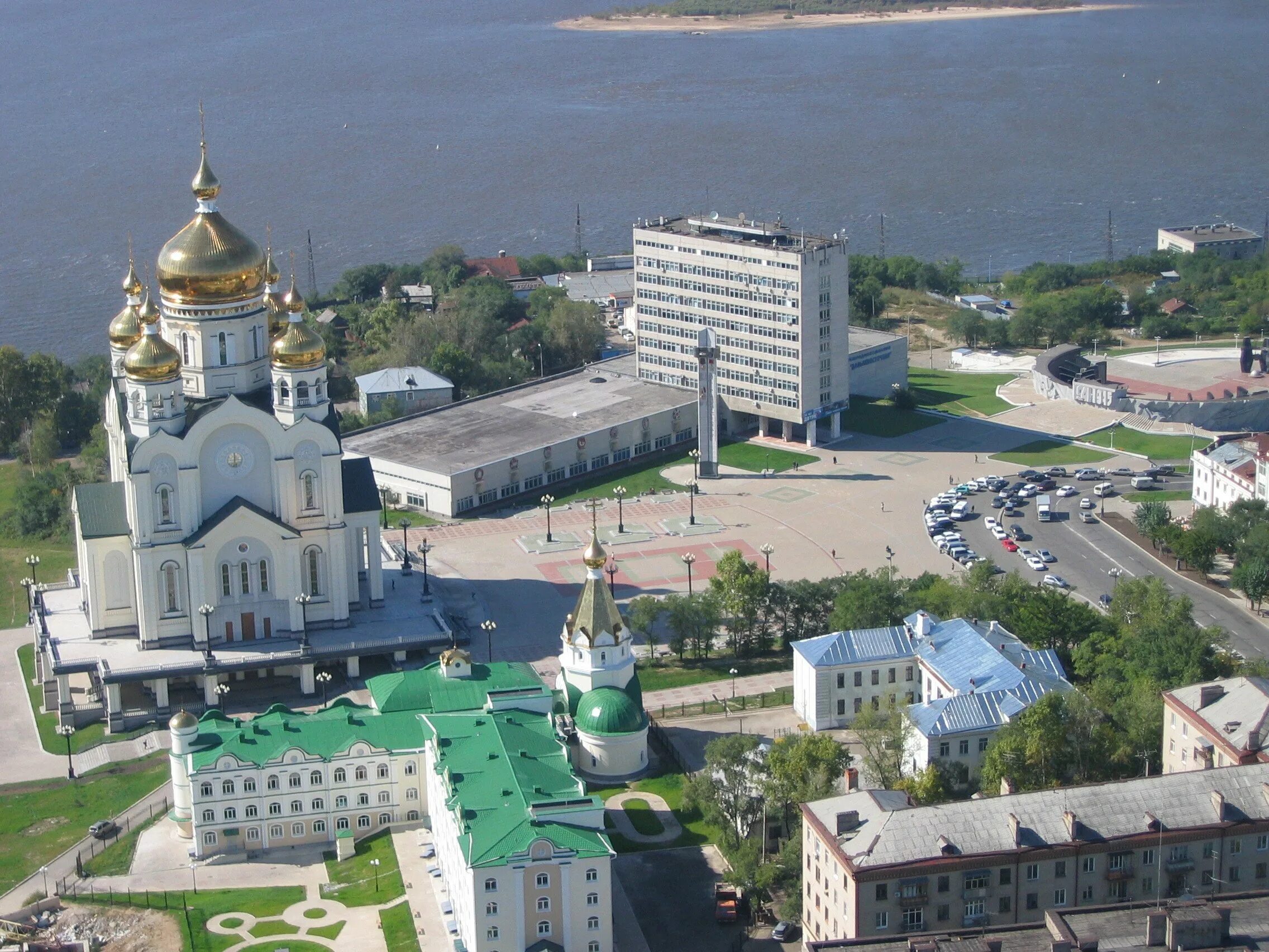 Организации г хабаровска. Храм на площади славы Хабаровск.