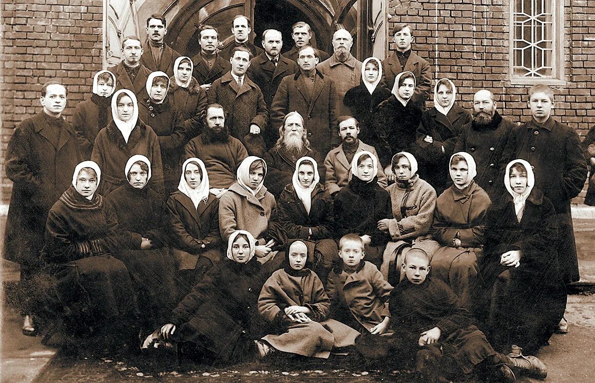 Общины адреса. Община староверов 18 век. ропшинская община старообрядцев. купцы староверы. старообрядческие общины 18 век.