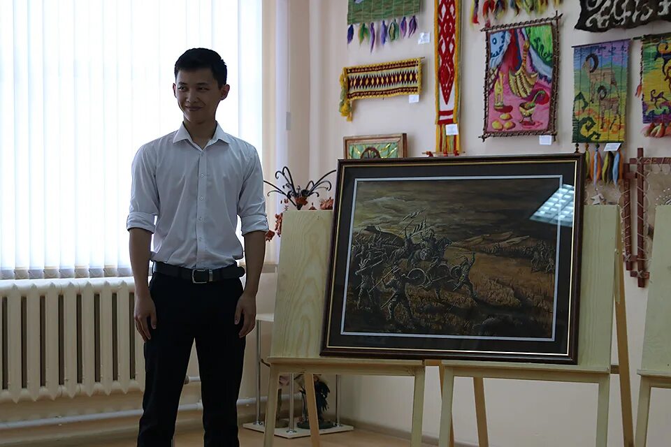 московская центральная художественная школа при рах. санкт-петербургский художественный лицей. художественный лицей богемии. харьковский художественный лицей. художественный л.