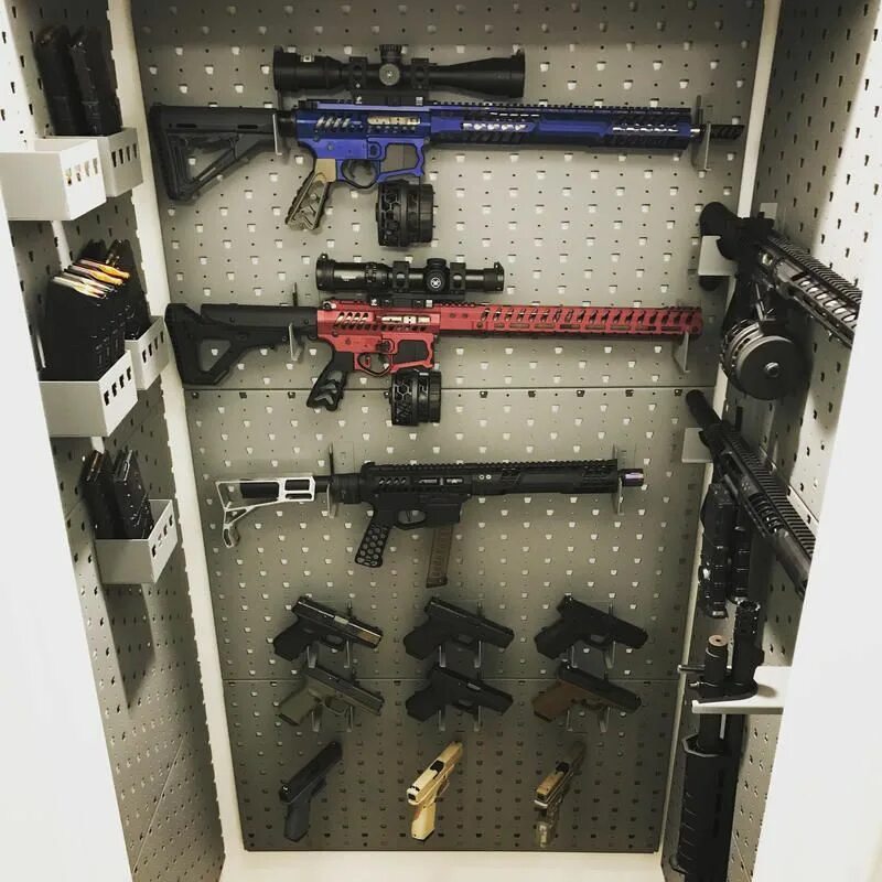Weapon storage