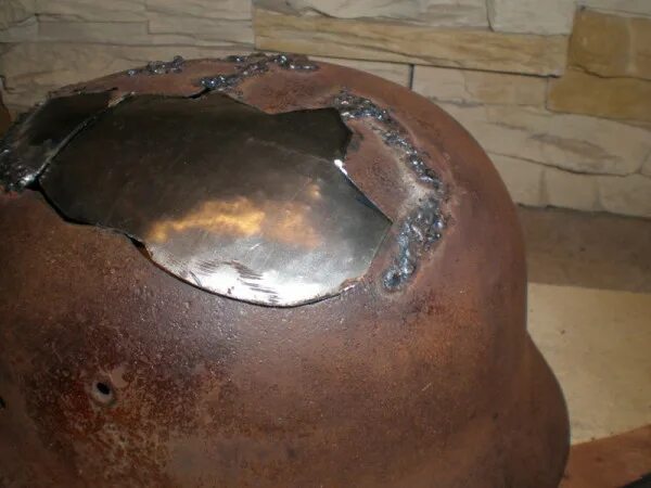 средневековый шлем армет. горшки из немецких касок. реставрированные немецкие каски. армет шлем ранний. шлем рецепт.