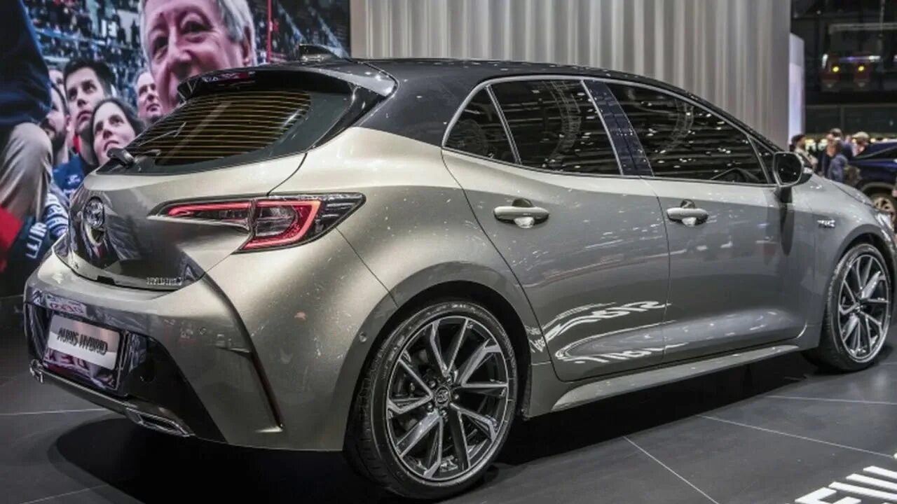 Toyota auris hybrid 2020. Toyota auris 2023. Аурус 2018. Тойота аурис 2019. Тойота аурис 2022.