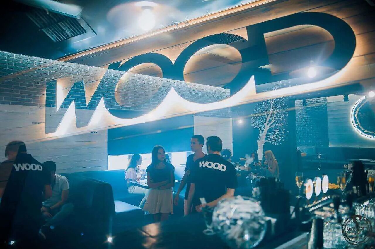 Вуд рест невинномысск. Кафе вуд пятигорск. ресторан вуд невинномысск. wood пятигорск ресторан. кафе wood невинномысск.