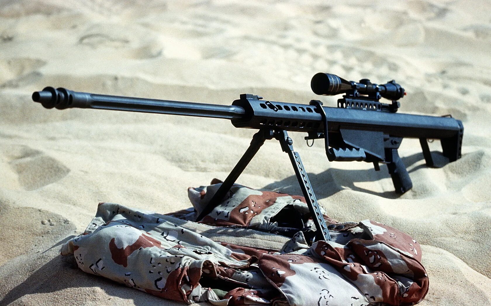 Sniper weapon. M110a1 SDMR. Снайперская винтовка 2022. Американская снайперская винтовка. Снайперская винтовка m103.