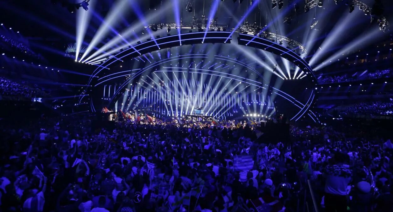 Евровидение 2018 сцена. Eurovision 2009 Stage. Eurovision 2014 Stage. Зал Евровидения 2019.