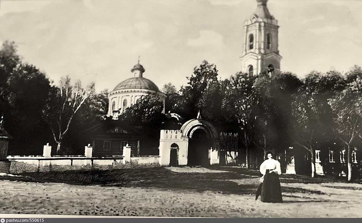 Фабричная косино. Косино Ухтомский храм. Церковь Успения Пресвятой Богородицы в Косино. Косино Ухтомский старое Косино. Церковь в Косино на белом озере.