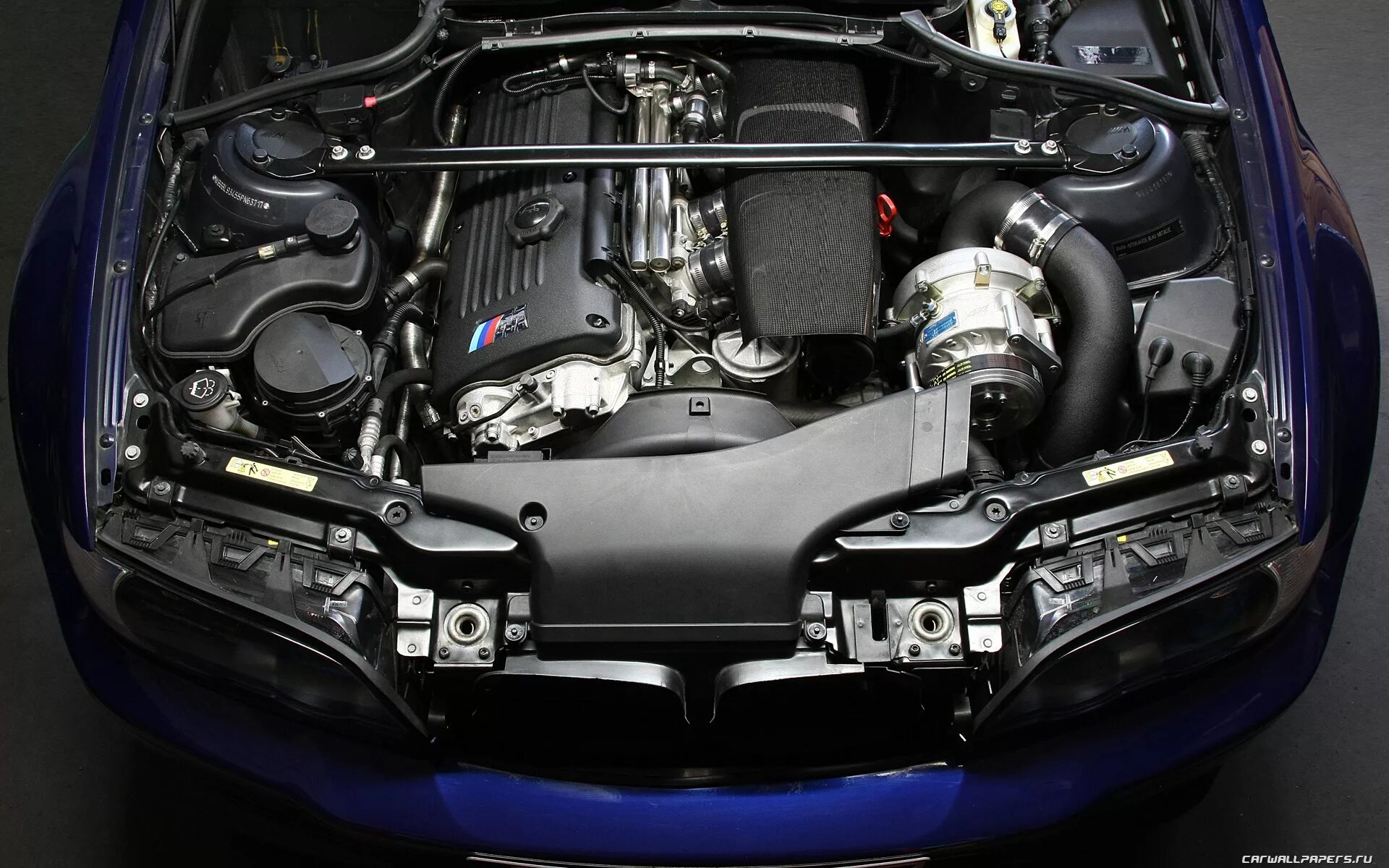 Двигатель автомобиля бмв. BMW m3 e46 мотор. M3 e46 двигатель. BMW m3 e46 engine. Двигатель BMW m3 e90.