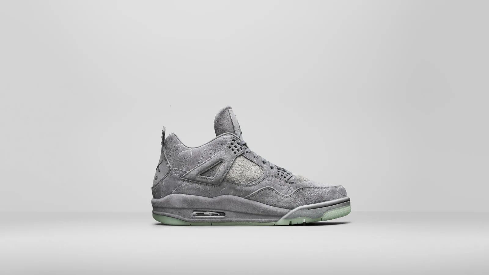 Nike kaws 4. Nike Air Jordan 4 KAWS. Nike Air Jordan 4 Retro KAWS. Nike Air Jordan 4 KAWS Grey. Nike Air Jordan 4 Retro x KAWS.