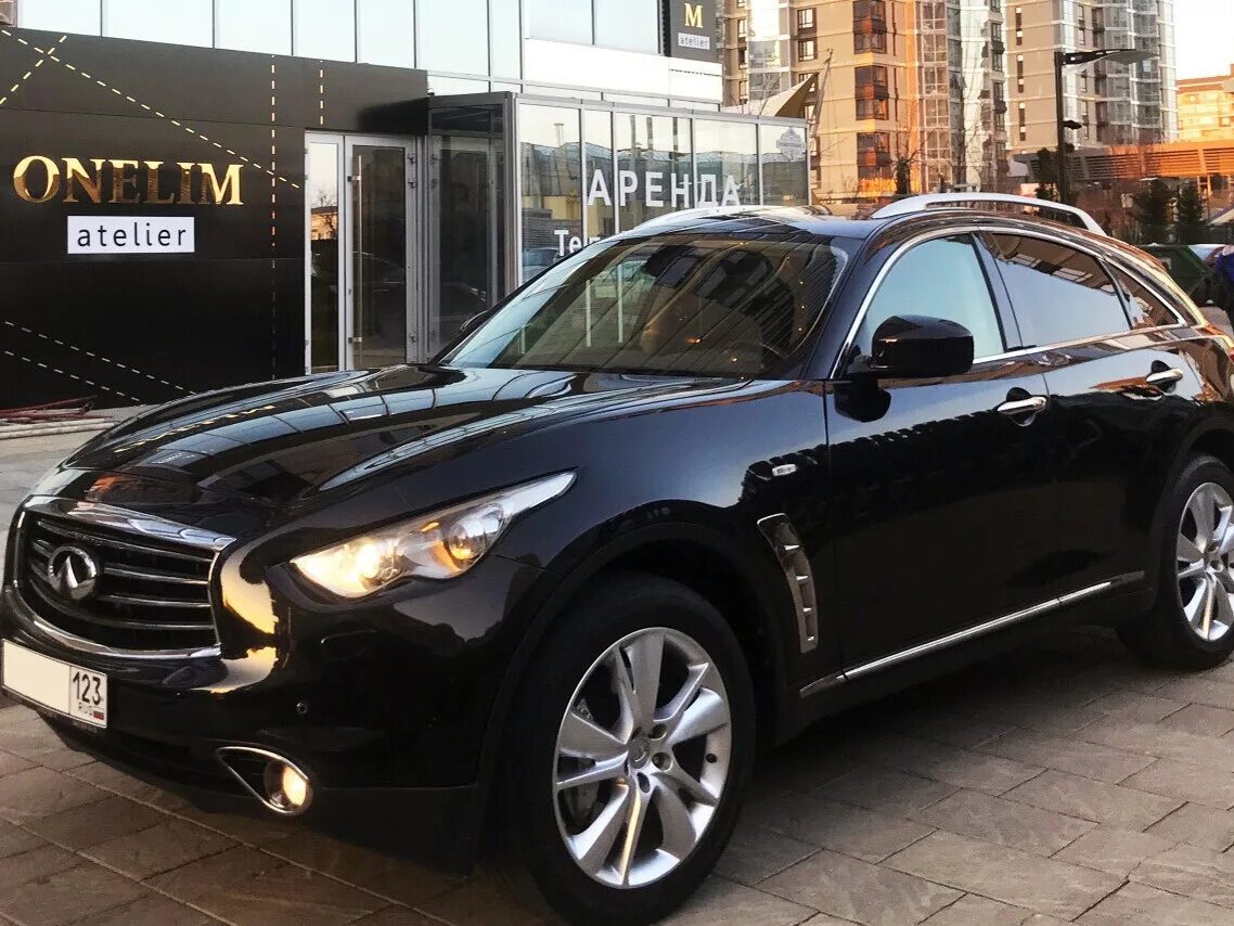 Телефон инфинити 40 про. Infiniti fx37 2012. Infiniti fx37 s. Infiniti fx37 Black. Инфинити QX 37s.