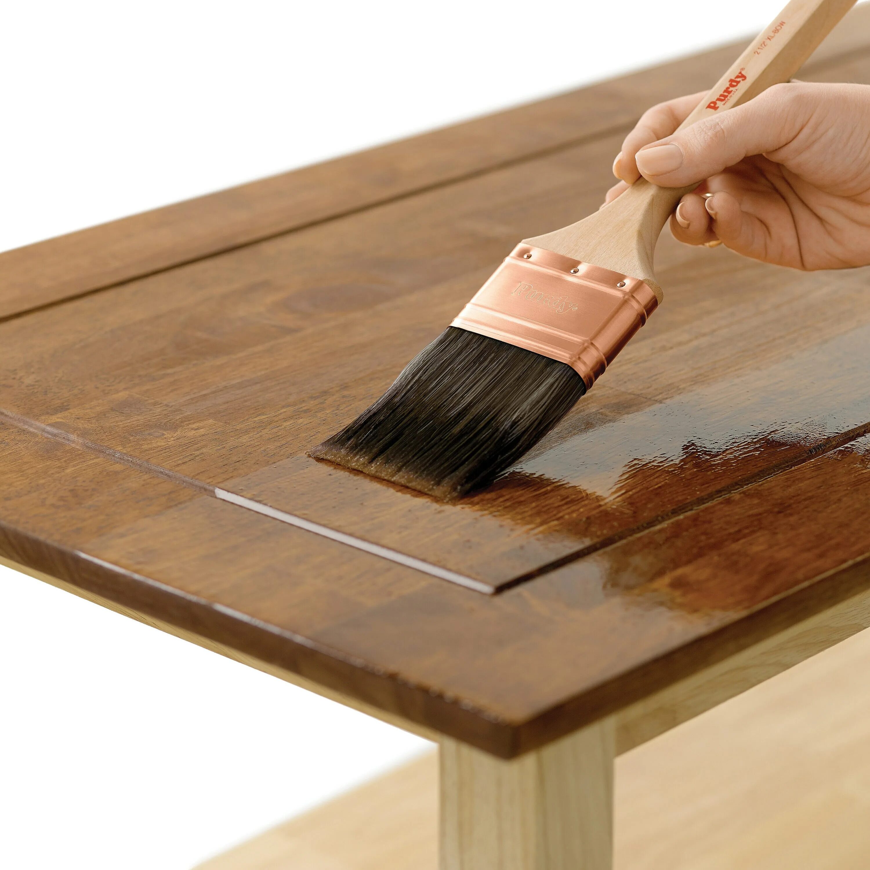 дерево покрытое лаком. лак для деревянных поверхностей. покрытие лаком деревянных поверхностей. лакированное дерево мебель. покрываем лаком мебель.