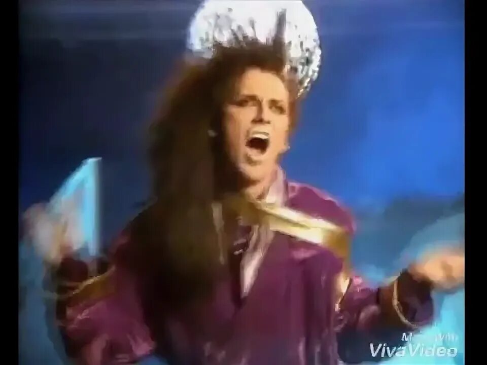 Dope - you spin me round (like a record). Пит бернс 1984. You spin me round. You spin me round оригинал. Бурундуки песни you spin me round.