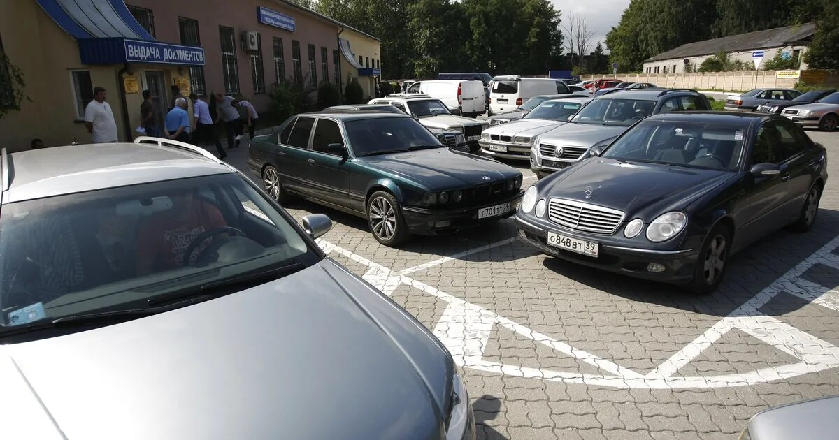 Калининград автомобили. Калининградский автомобиль. Авторынок Калининград. Машина с калининградским учетом. В калининград на машине в 2024 году