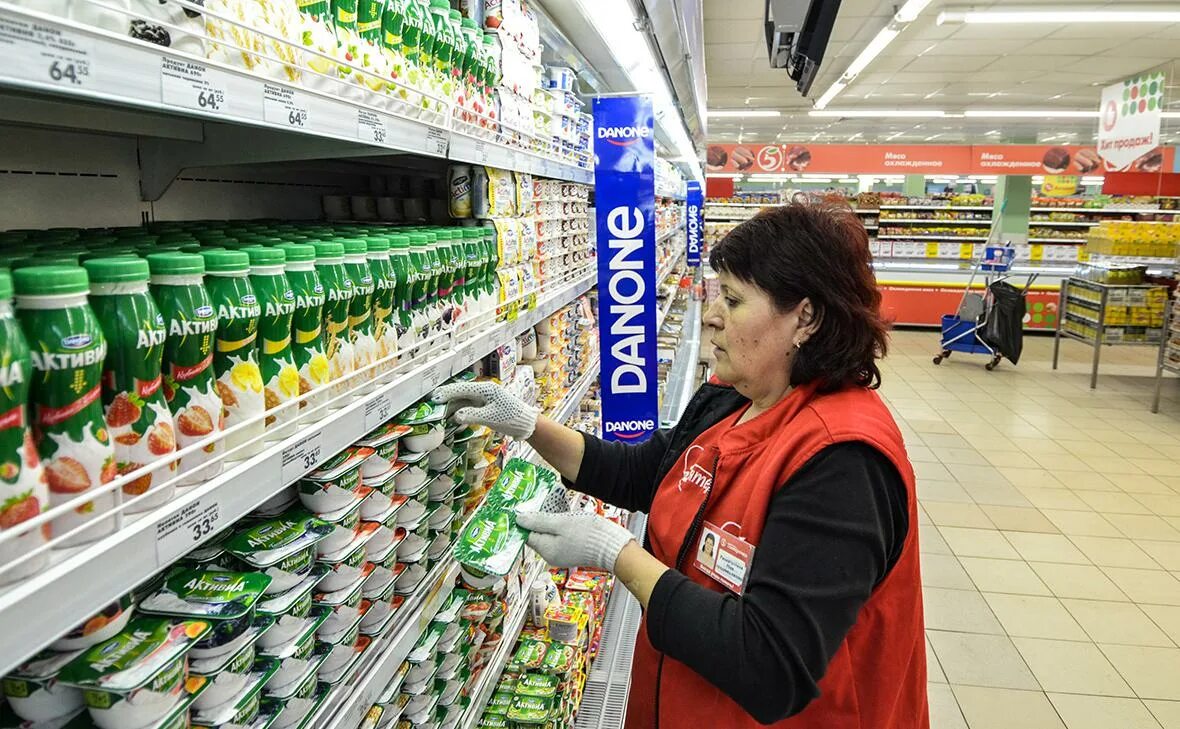 Молочная продукция. Продуктов питания. Компания Данон в России. Продукты на рынке.