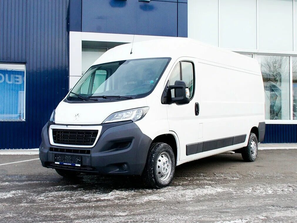 Боксер грузоподъемность. Peugeot Boxer 2021. Peugeot Boxer 2019.