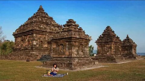 Candi