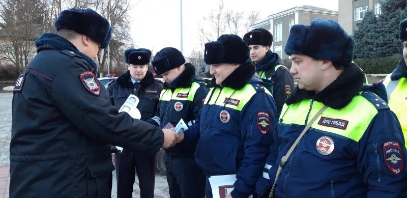 Михайловск полиция. Михайловск ГАИ сотрудники. Полиция Михайловск. Сотрудники полиции Михайловск. Начальник ГИБДД Михайловска Ставропольского края.