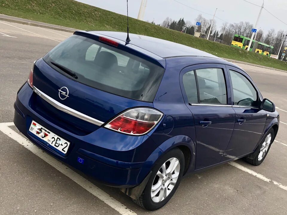 Опель р4. Опель r1. Opel r1040035. Цвет z20r Opel Vectra.