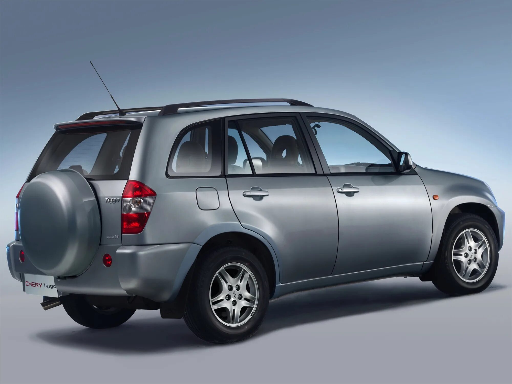 Chery tiggo 3 2014. Chery tiggo 3 синий. Чери тигго бордовый. Чери тигго и рав 4. Поломки чери тигго.