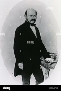 Спаситель матерей врач