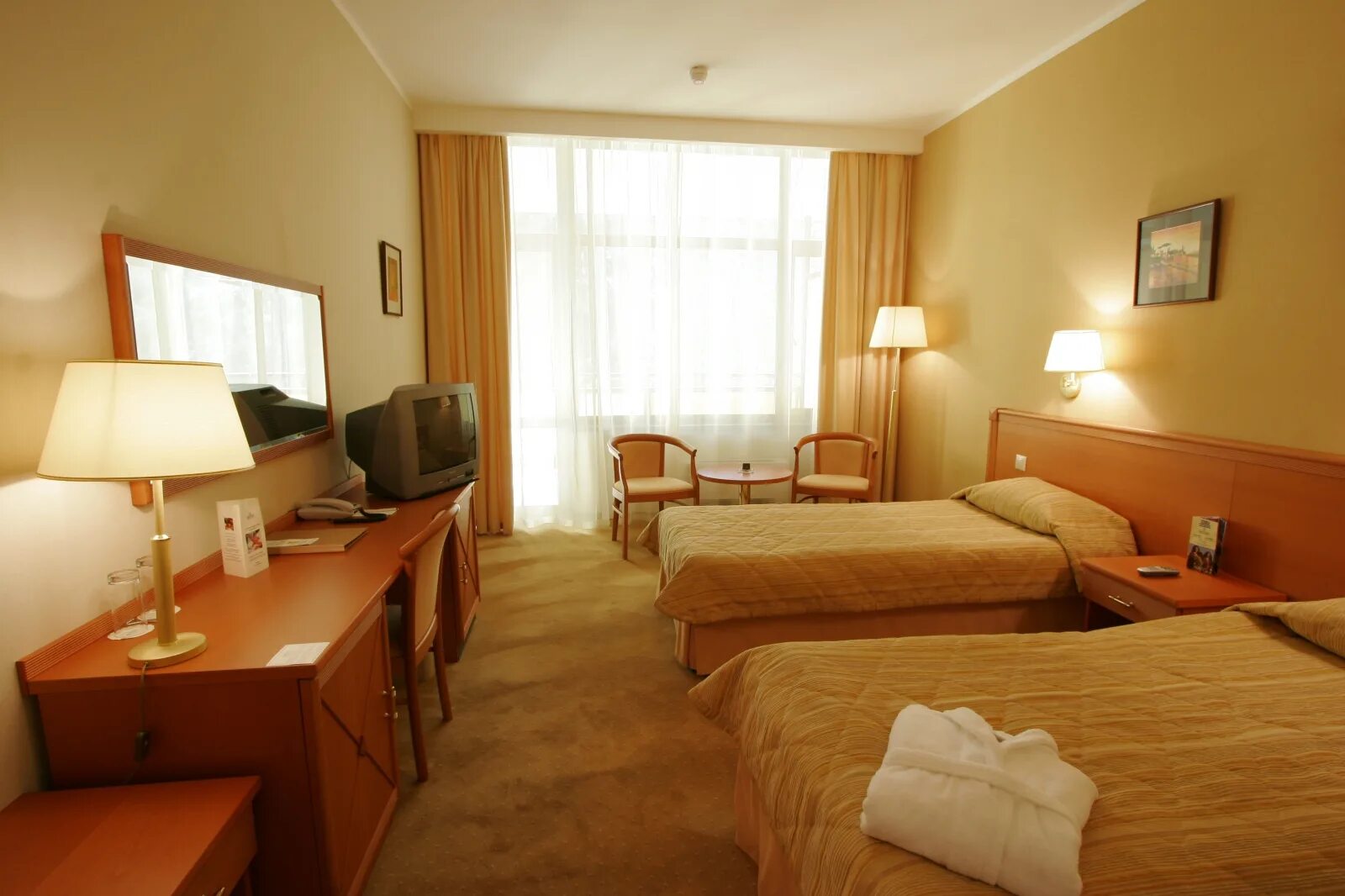 Артурс мытищи. Arthurs hotels. Артус отель на дмитровском шоссе. Артурс village spa отель. Артурс спа отель подмосковье.