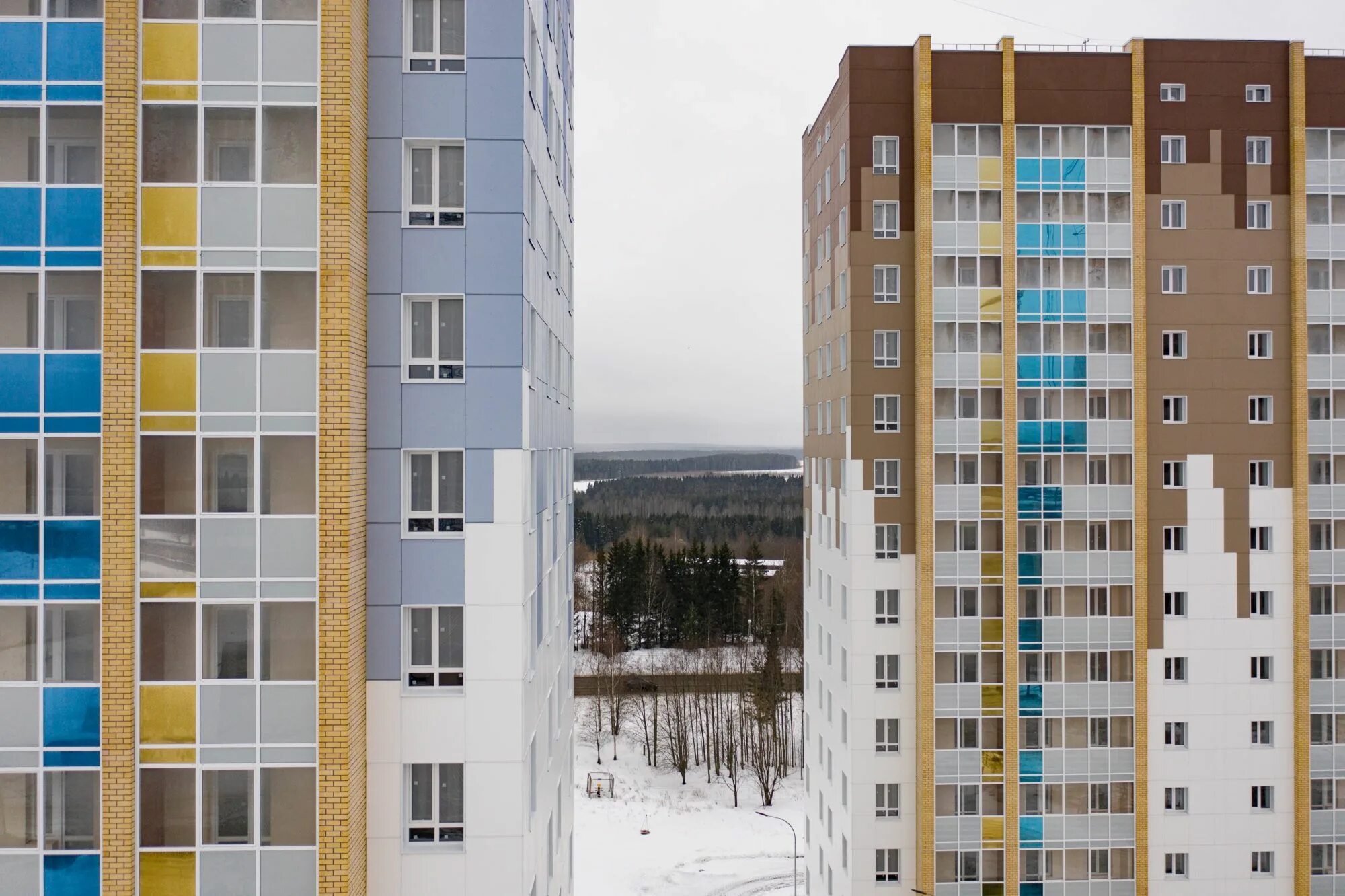 Купить недвижимость в сыктывкаре. Атлантида Сыктывкар жилой комплекс. Сыктывкар Тентюковская Атлантида. Сыктывкар Орбита новостройки. Дом дерево Атлантида Сыктывкар.