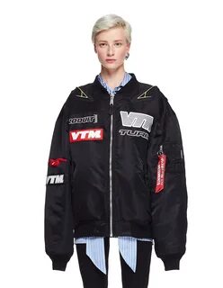 Бомбер vetements