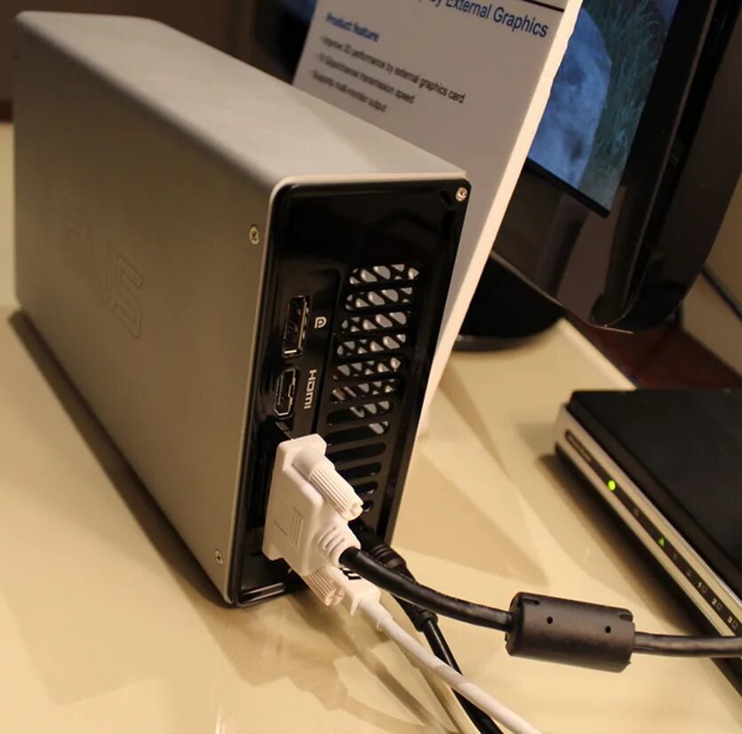 Подключение через thunderbolt. Msi gus ii. внешняя видеокарта через thunderbolt. внешняя видеокарта для ноутбука. мини пк с внешней видеокартой.