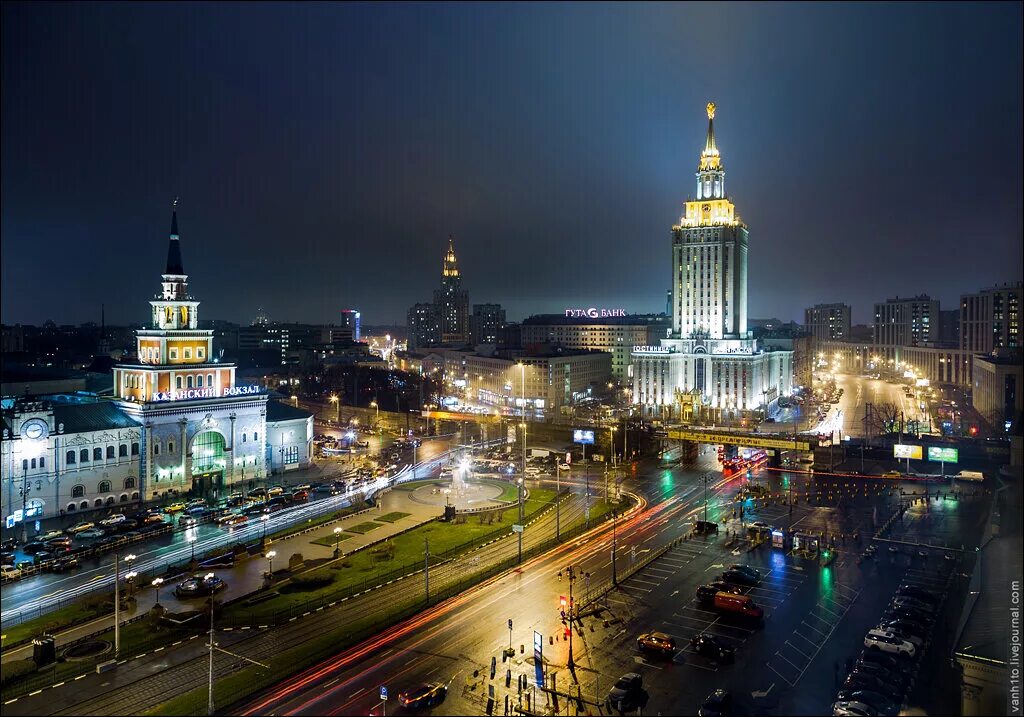 Площадь 3 вокзалов в Москве. Комсомольская площадь Москва. Москва три вокзала Комсомольская площадь. Комсомольская площадь вокзалы. Московские 3 вокзала