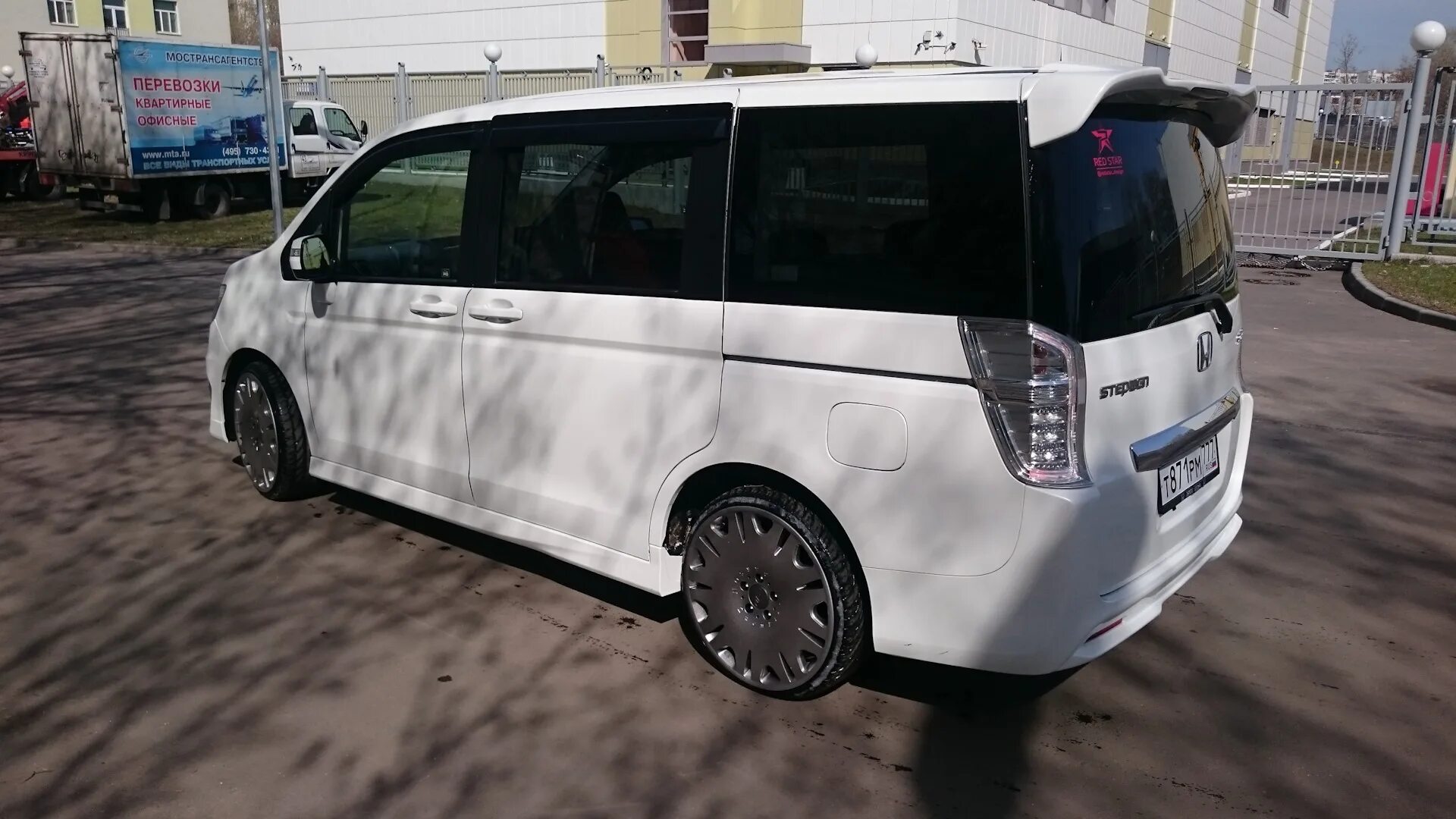 Тюнинг степвагона. Honda Stepwgn spada. Honda Stepwgn 2020. Honda Stepwgn spada Tuning. Honda Stepwgn 5 Tuning.