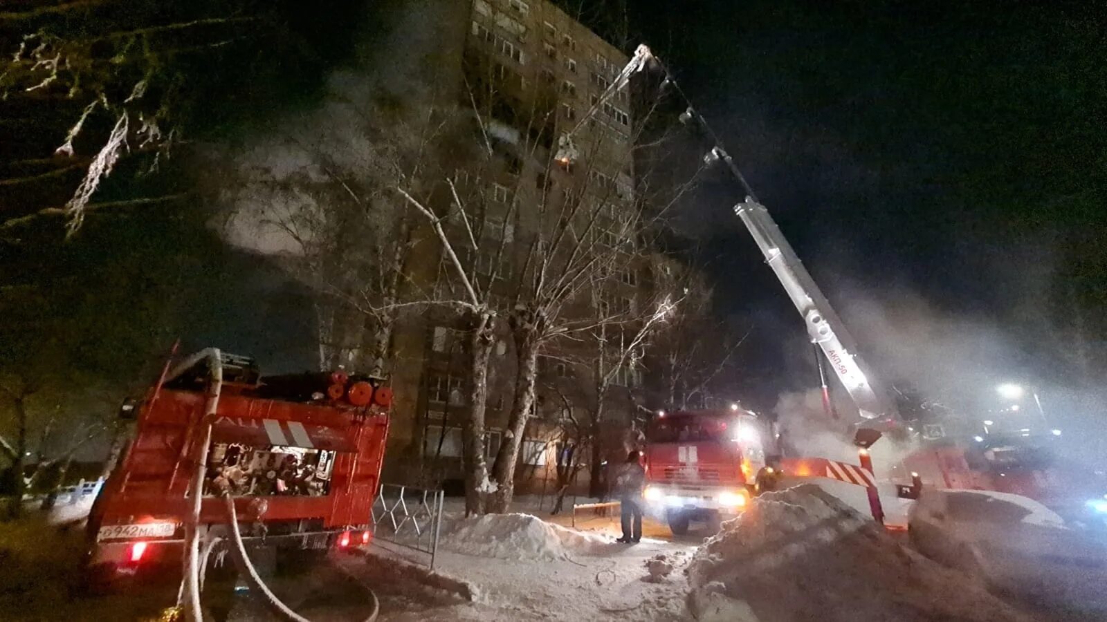 24 декабря 19. Пожар на улице Наговицына в Ижевске. Пожар Наговицына 6 Ижевск. Пожар в Ижевске сейчас. Пожар в Ижевске вчера.