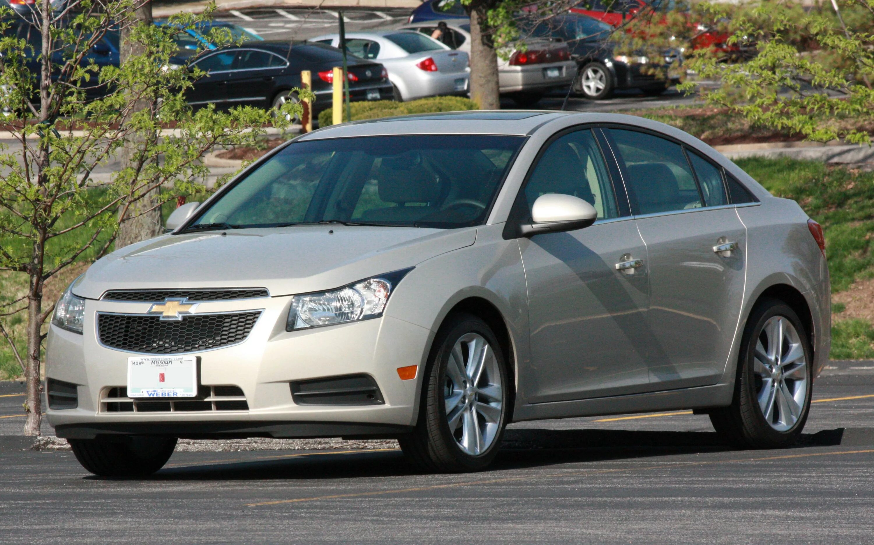 Шевроле круз какой класс. Шевроле Круз 2019 седан. Шевроле Круз 11 года. Chevrolet Cruze седан II. Шевроле Круз lt.