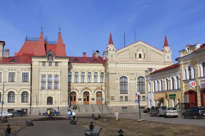 Красная площадь рыбинск. Красная площадь рыбинск зима. Рыбинск центральная площадь. Рыбинск площадь. Кран красная площадь 5 рыбинск.