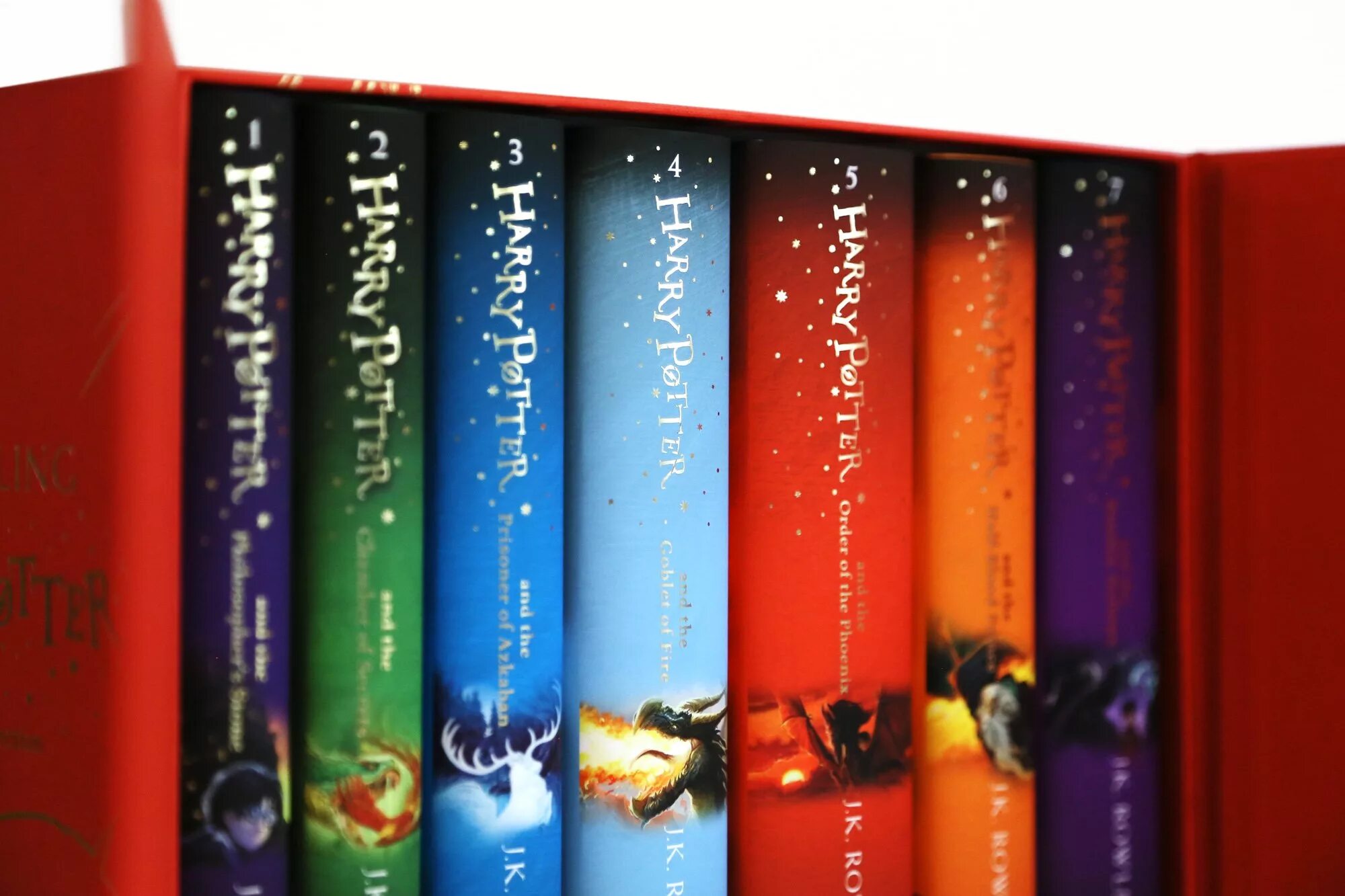 7 books. Harry Potter Bloomsbury Box Set. Harry Potter Boxed Set. Complete collection книга. Harry Potter. The complete collection (комплект из 7 книг). Bloomsbury the complete collection Harry Potter.