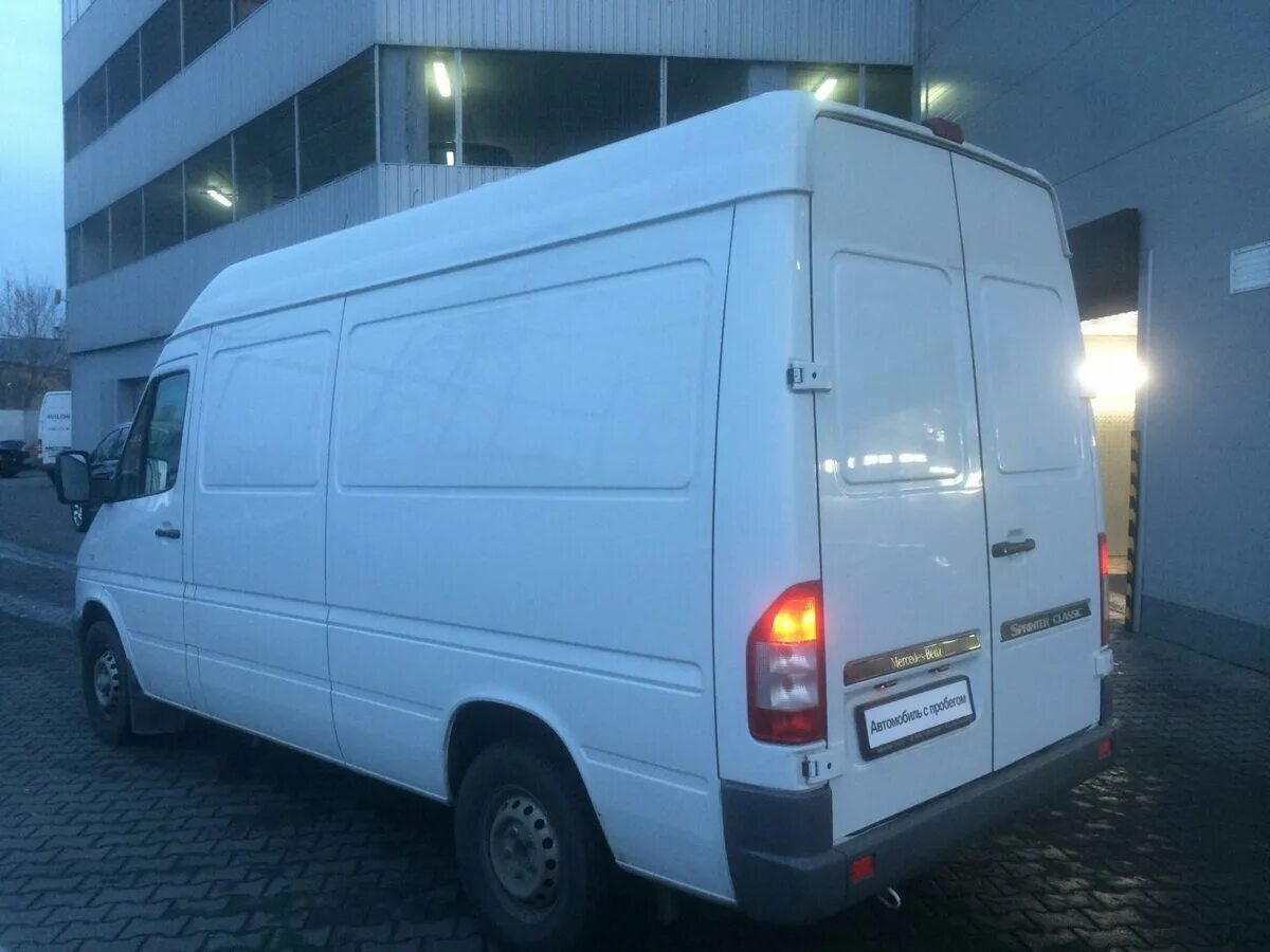 мерседес спринтер классик w909. мерседес спринтер 909. водитель со своим микроавтобусом. спринтер классик 909. спринтер классик 909.