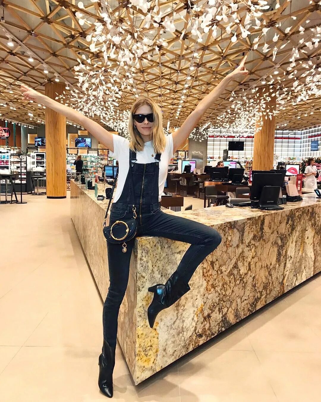 золотое яблоко павелецкая плаза. золотое яблоко войковская. афимолл москва золотое яблоко. золотое яблоко сочи моремолл. тц кунцево плаза золотое яблоко.