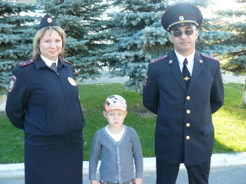 Сапожников сысерть. Полиция сысерть. участковые сысерть полиция. отдел полиции город сысерть. полиция челюскинцев сысерть.